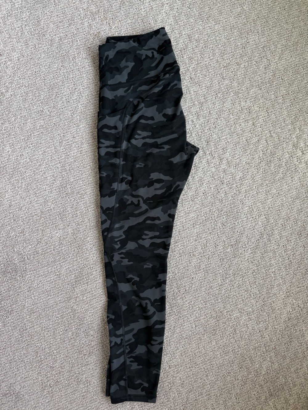 Fabletics Women's Black & Gray Camo High-Rise Leggings